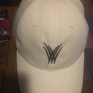 Callaway Golf Hat adjustable White (NEW)